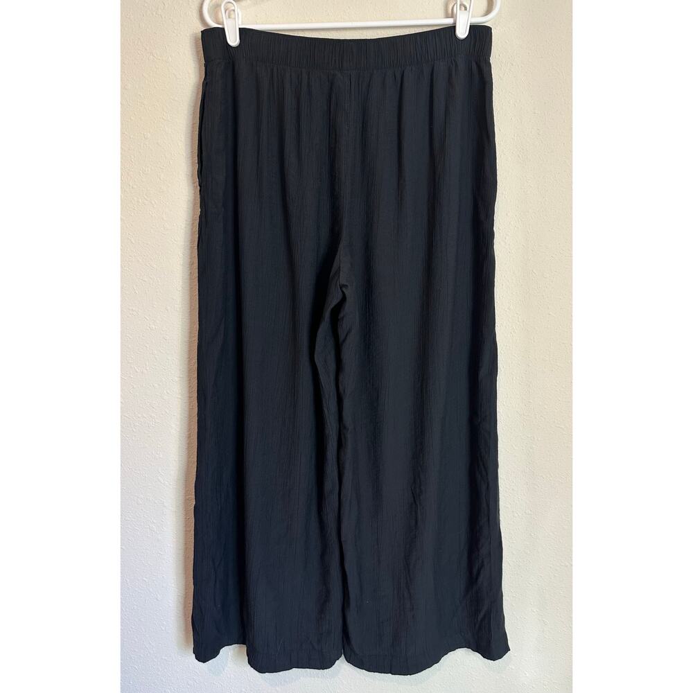 Abercrombie and Fitch Wide Leg Black Pants Size Medium Short - Picture 4 of 8
